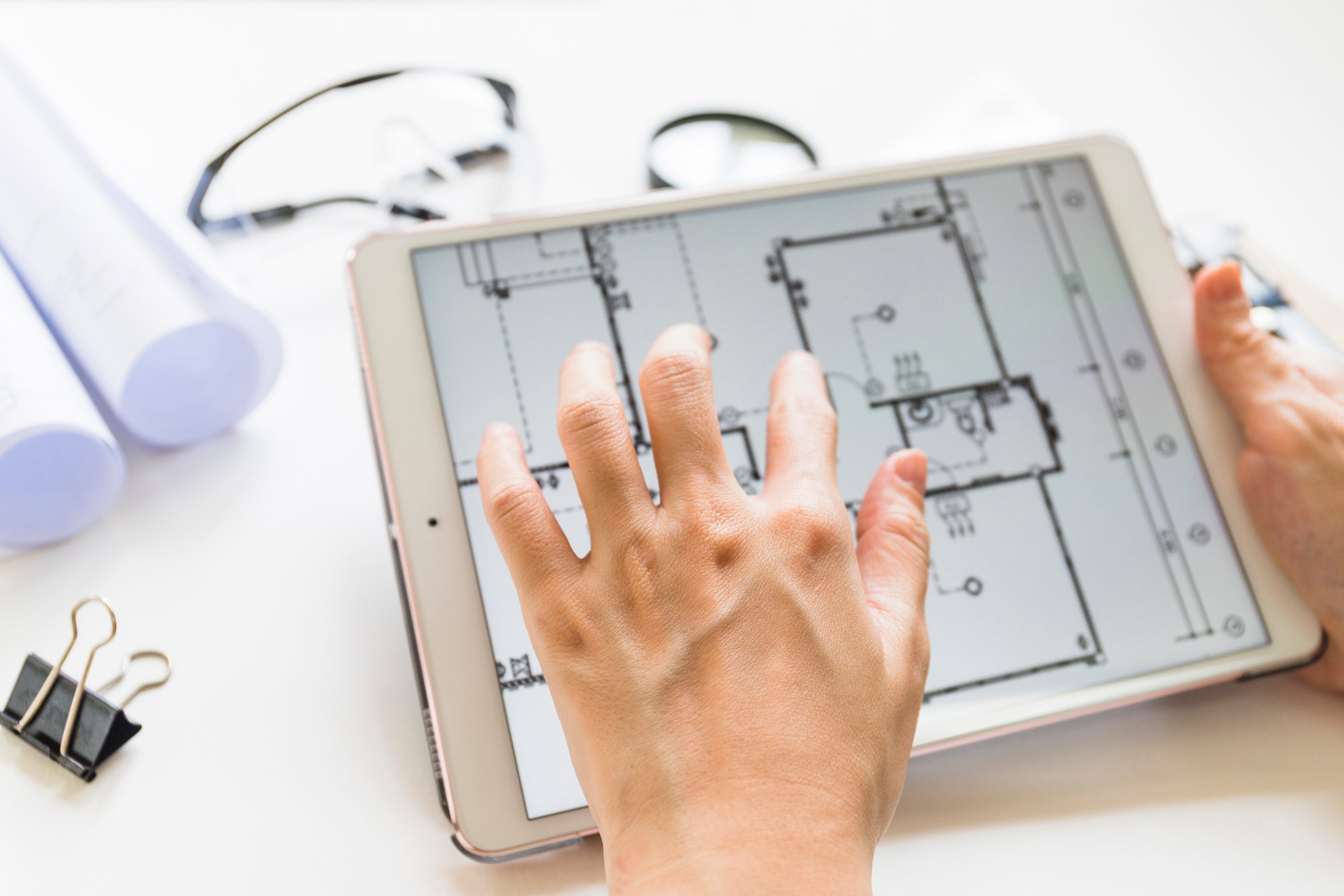 architect-working-house-project-table